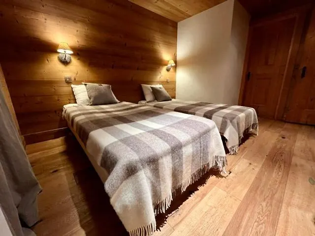 Cosy Base To Ski The 3 Valleys Les Allues アパート